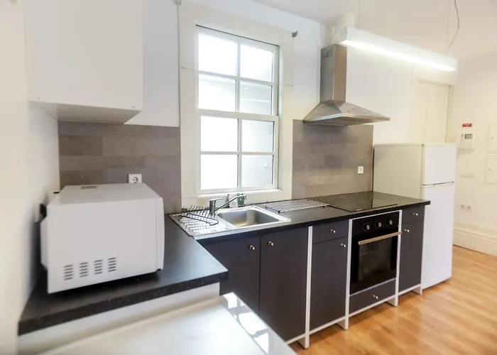 Cedofeita Downtown Nightlife By Pch Porto