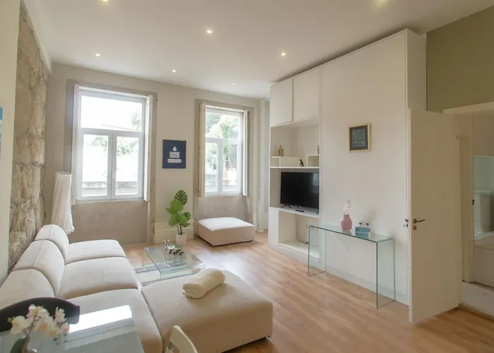 Cedofeita Downtown Nightlife By Pch Porto