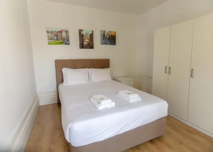 Cedofeita Downtown Nightlife By Pch * 波尔图