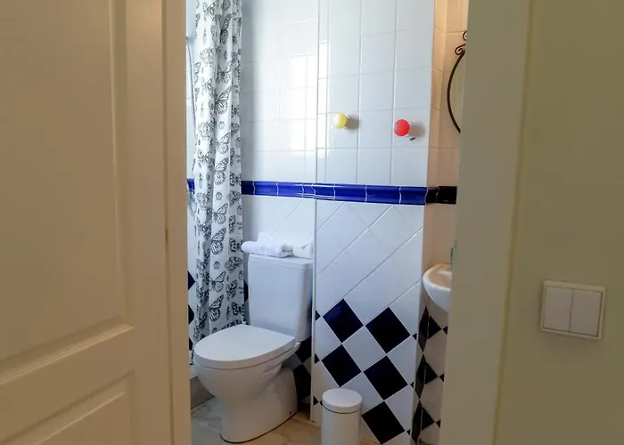 Cedofeita Downtown Nightlife By Pch *